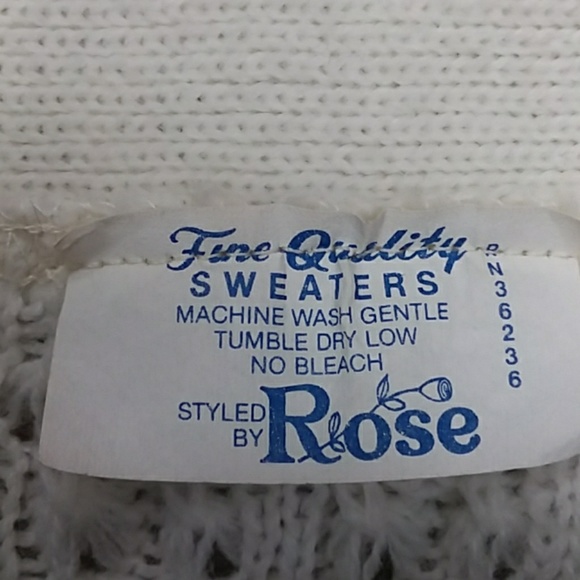 VINTAGE Cream button up sweater vest med/large - Picture 5 of 8